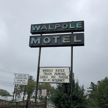 The Walpole Motel Екстер'єр фото